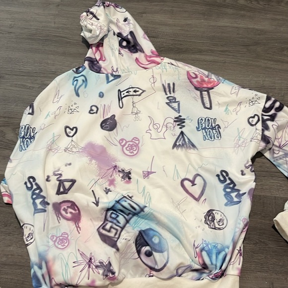 Graffiti Hoodie - Picture 3 of 4